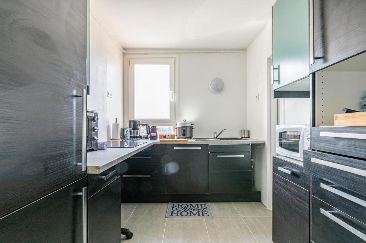 Apartament Chic Apart With Parking Mantes-la-Jolie Zewnętrze zdjęcie
