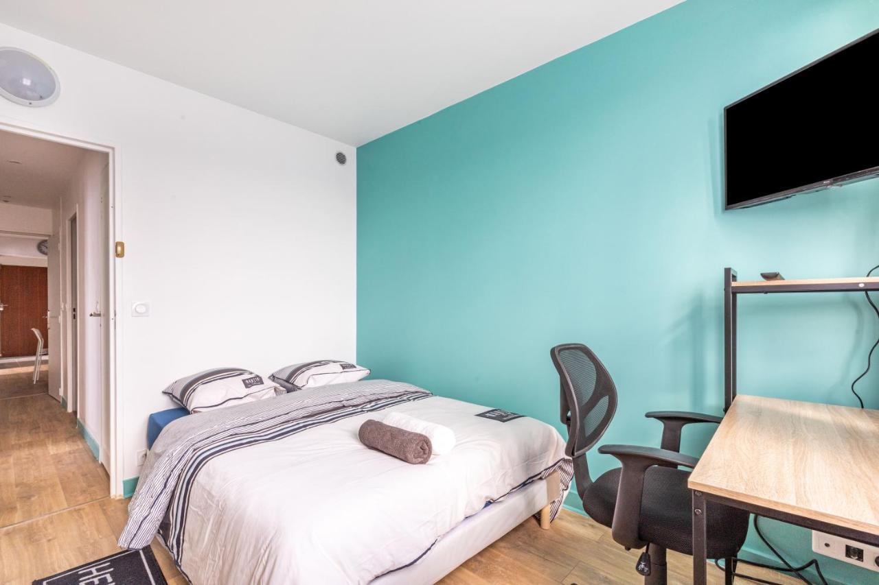 Apartament Chic Apart With Parking Mantes-la-Jolie Zewnętrze zdjęcie