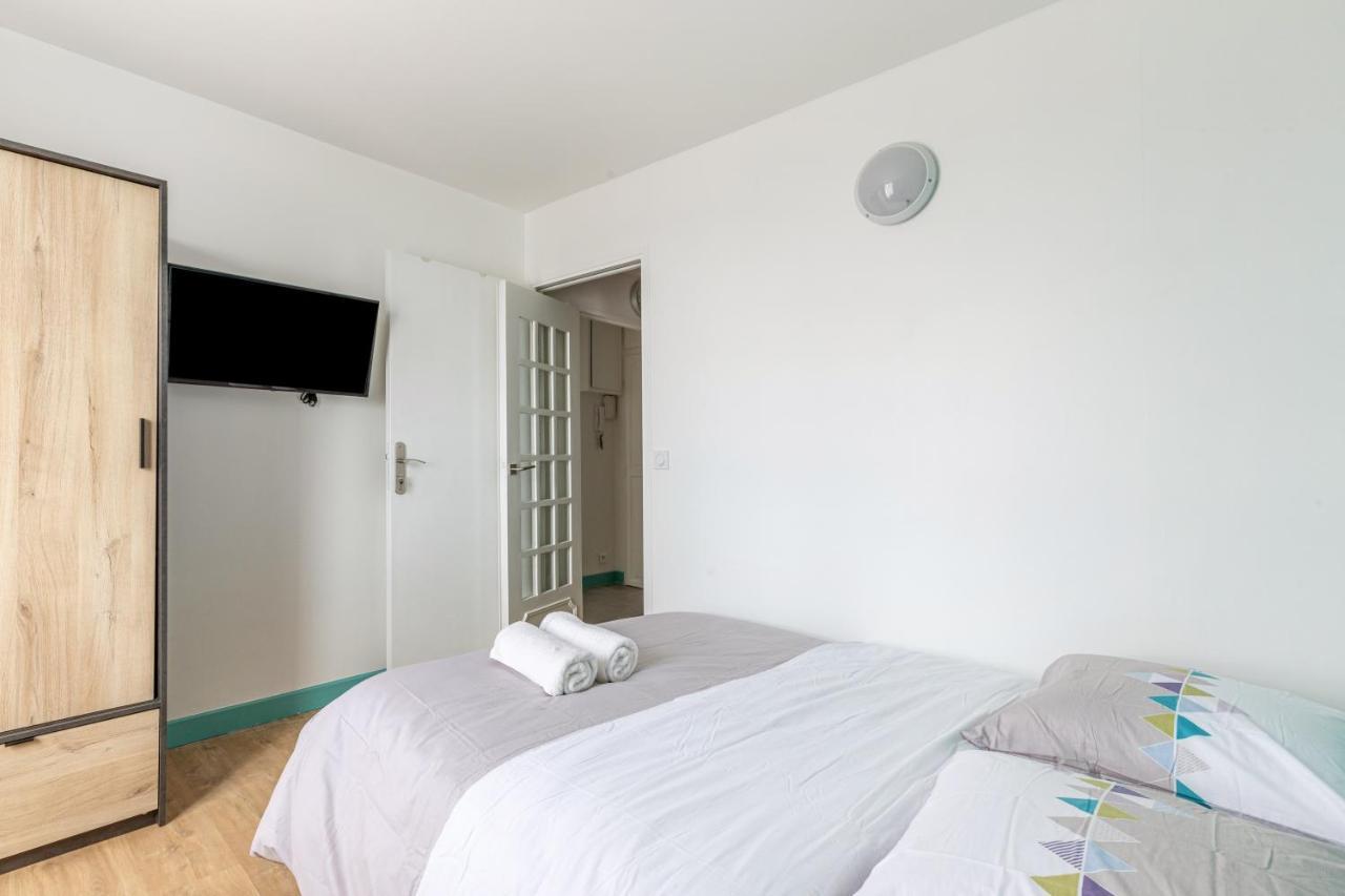 Apartament Chic Apart With Parking Mantes-la-Jolie Zewnętrze zdjęcie